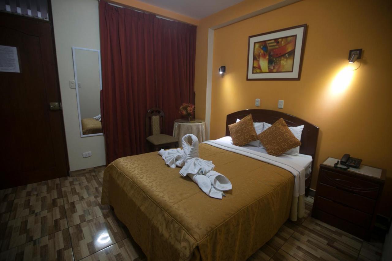 Hotel Suite Plaza Trujillo Eksteriør bilde