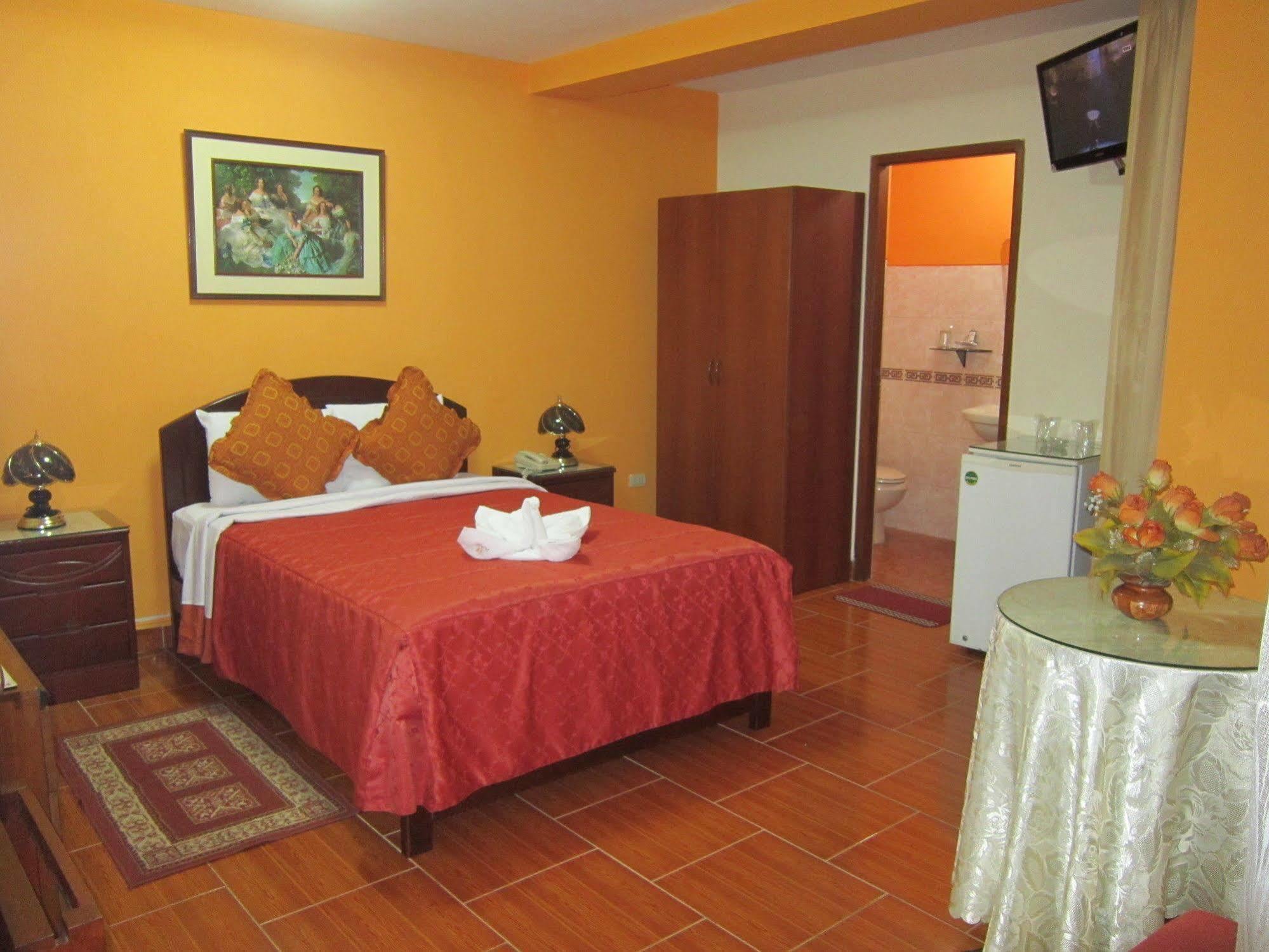 Hotel Suite Plaza Trujillo Eksteriør bilde